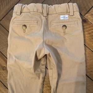 Toddler boys Vineyard Vines khaki slacks size 2T